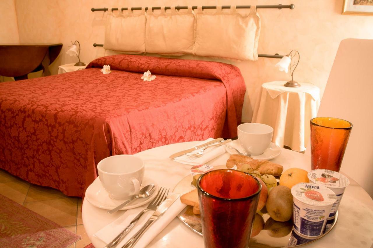 Anfiteatro B&B Verona Exterior foto